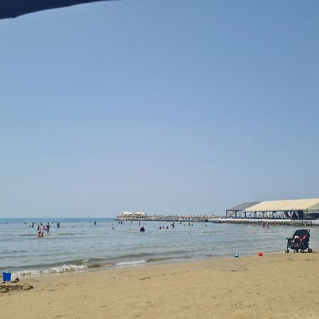Sara-El Seaside Apartment Durres Exterior photo