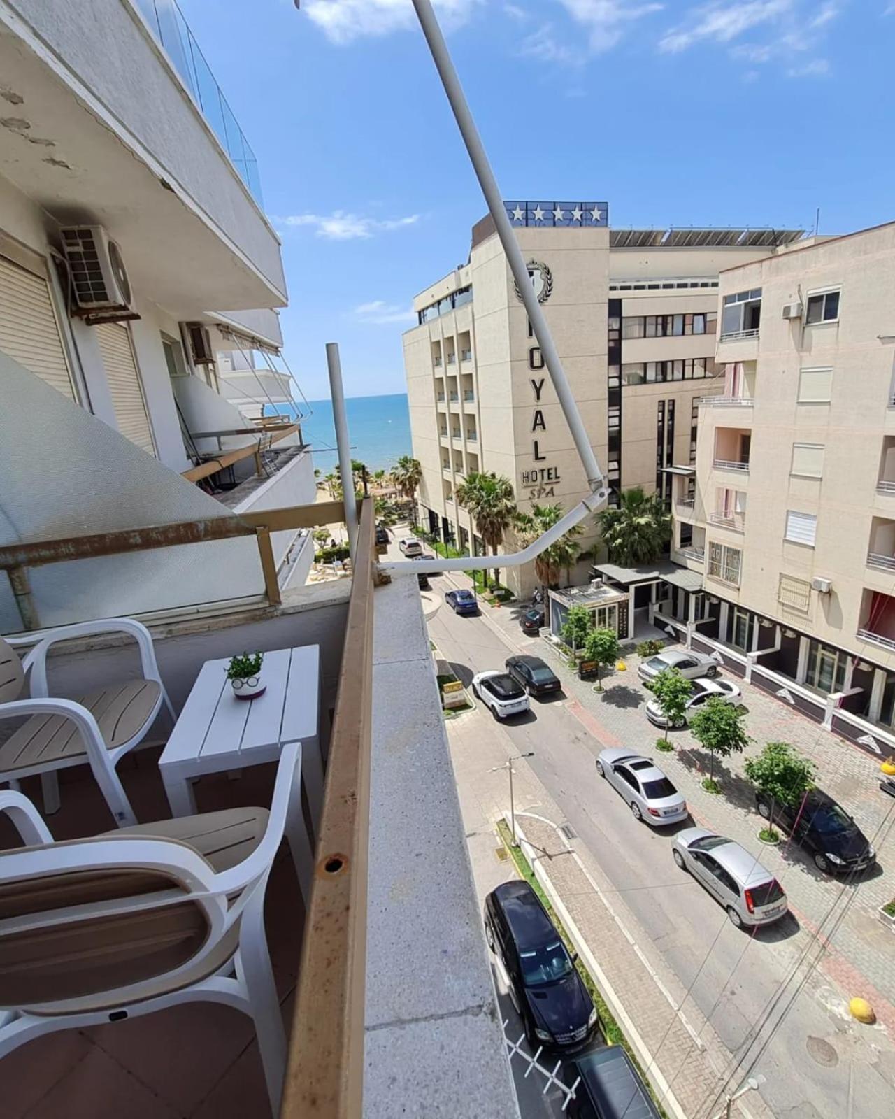 Sara-El Seaside Apartment Durres Exterior photo