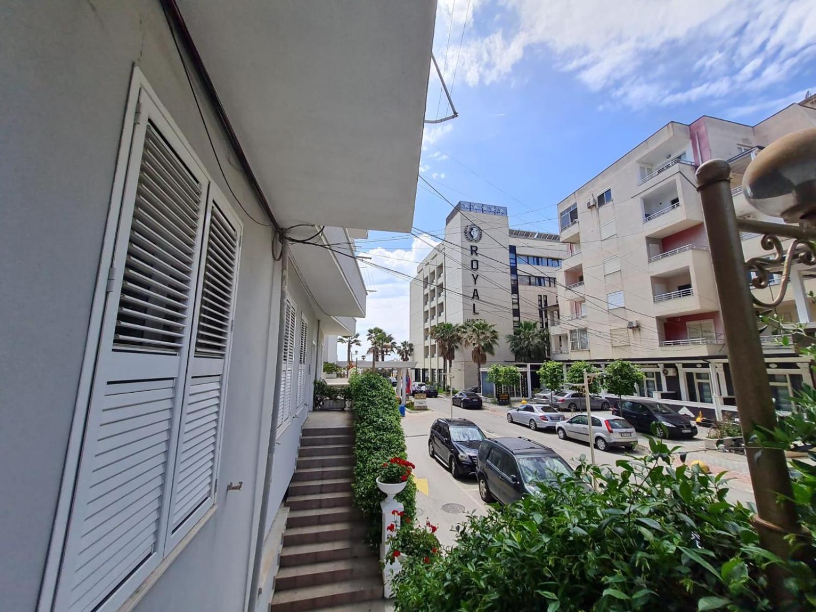 Sara-El Seaside Apartment Durres Exterior photo